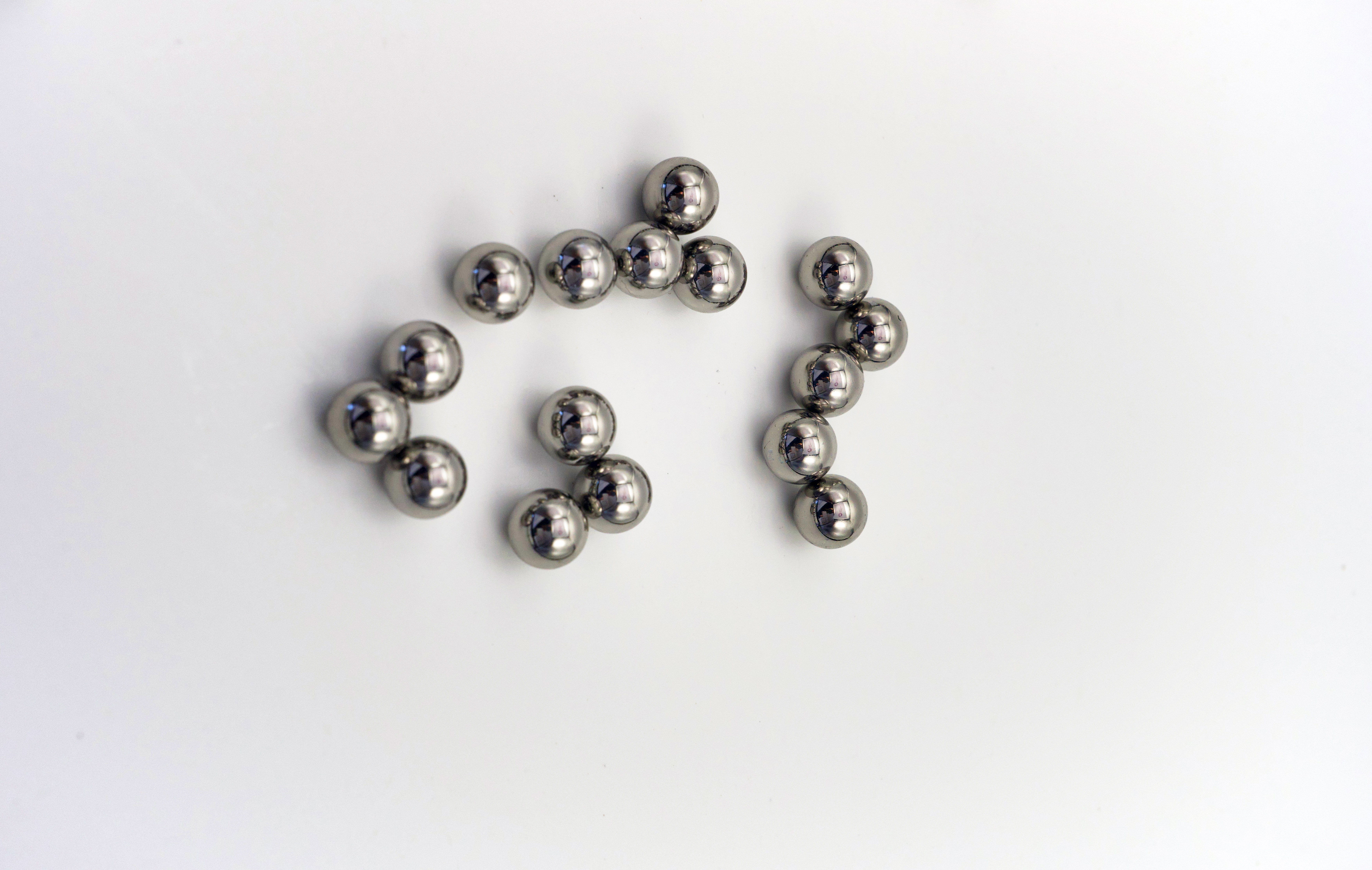 High-Precision Alloy Steel Balls Supplier for USA, UK, & Poland | Changzhou Risheng