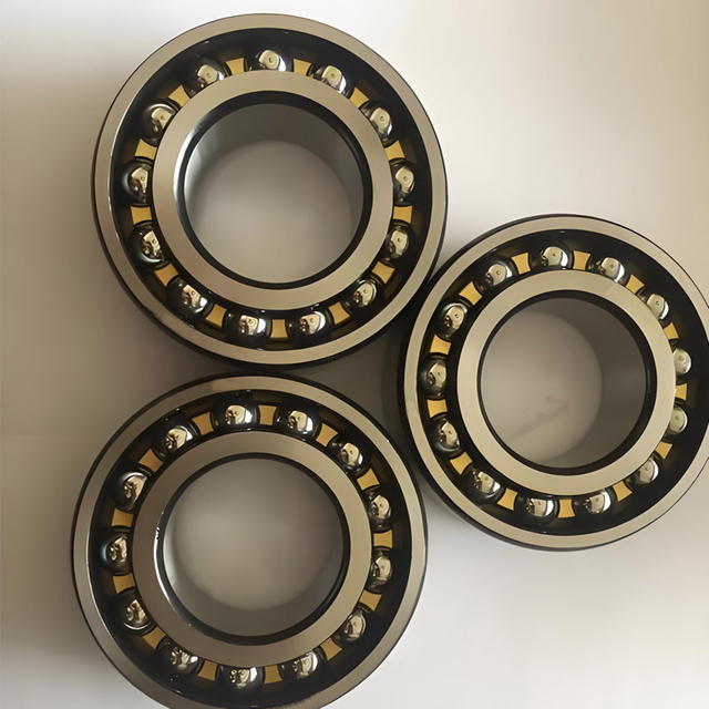 304 stainless steel precision balls in industrial bearing race